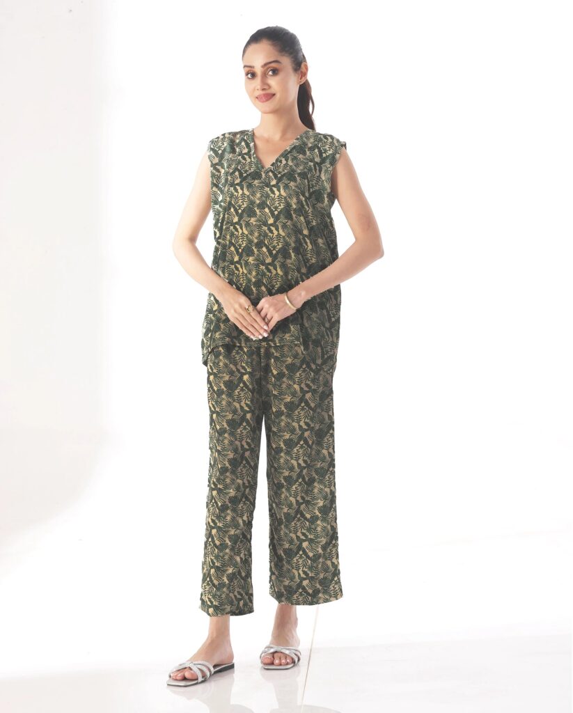 Silk Pajama Suit with Scrunchie - Leaf