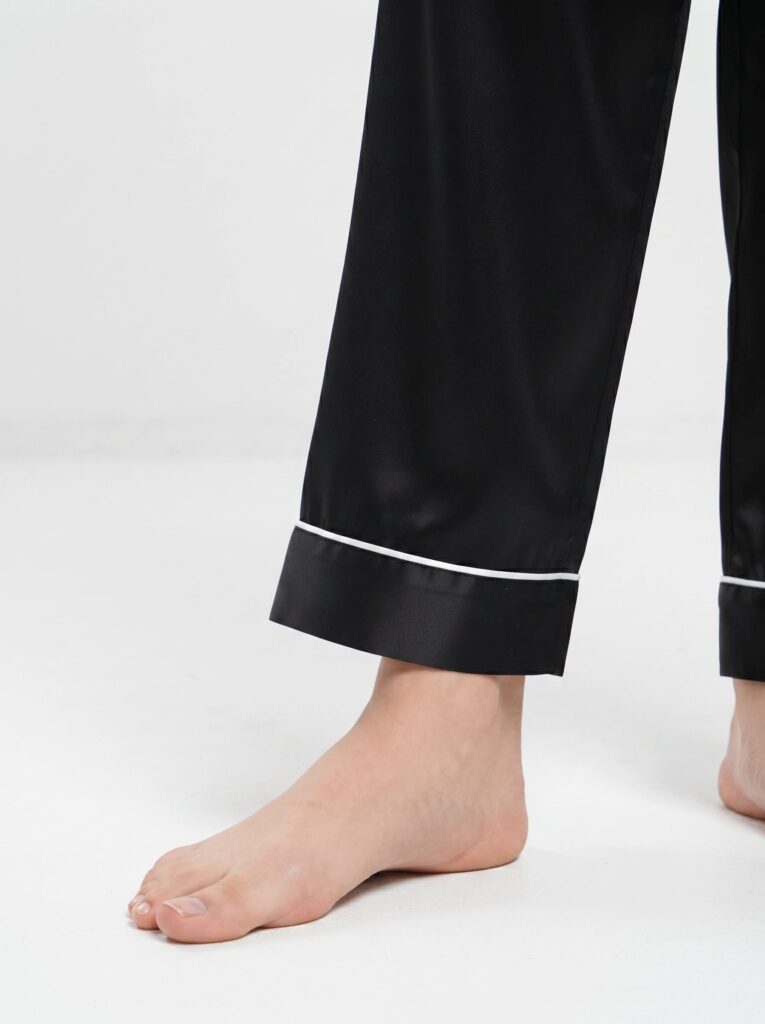 Satin Silk Pajama Suit – Noir