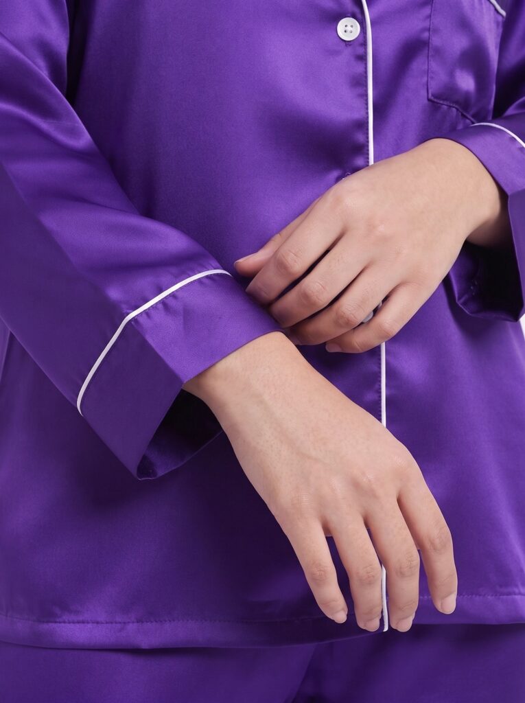 Satin Silk Pajama Suit – Noir